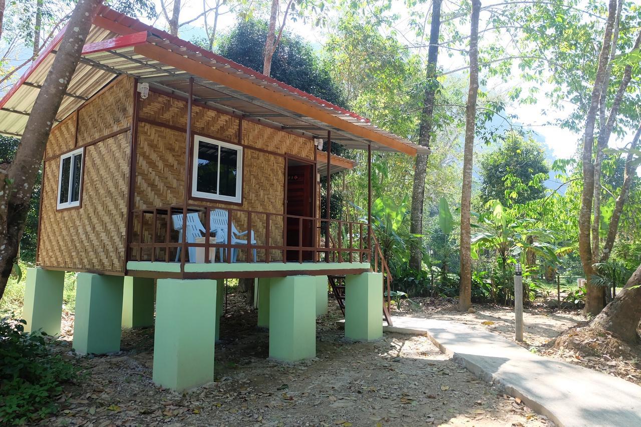 Khaosok Bamboo Huts Resort Khao Sok National Park Экстерьер фото