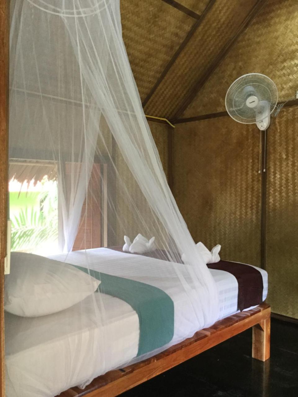 Khaosok Bamboo Huts Resort Khao Sok National Park Экстерьер фото